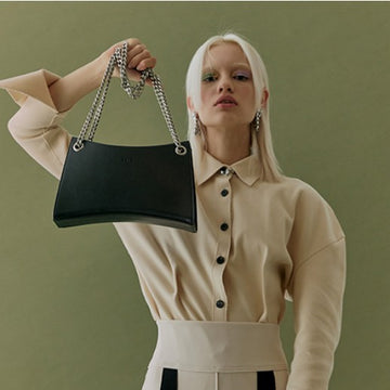 Nicke Chain Shoulder Bag